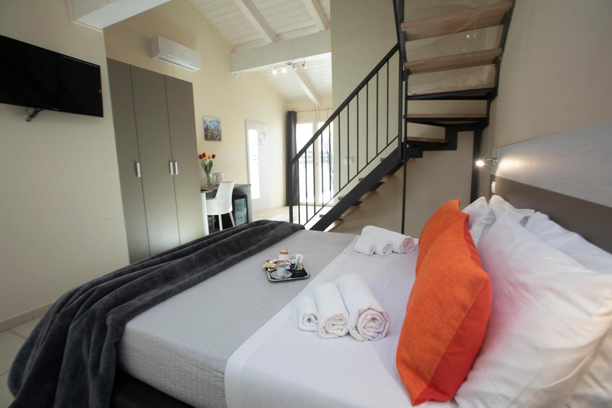 La Perla Amantea - Rooms & Apartaments Εξωτερικό φωτογραφία