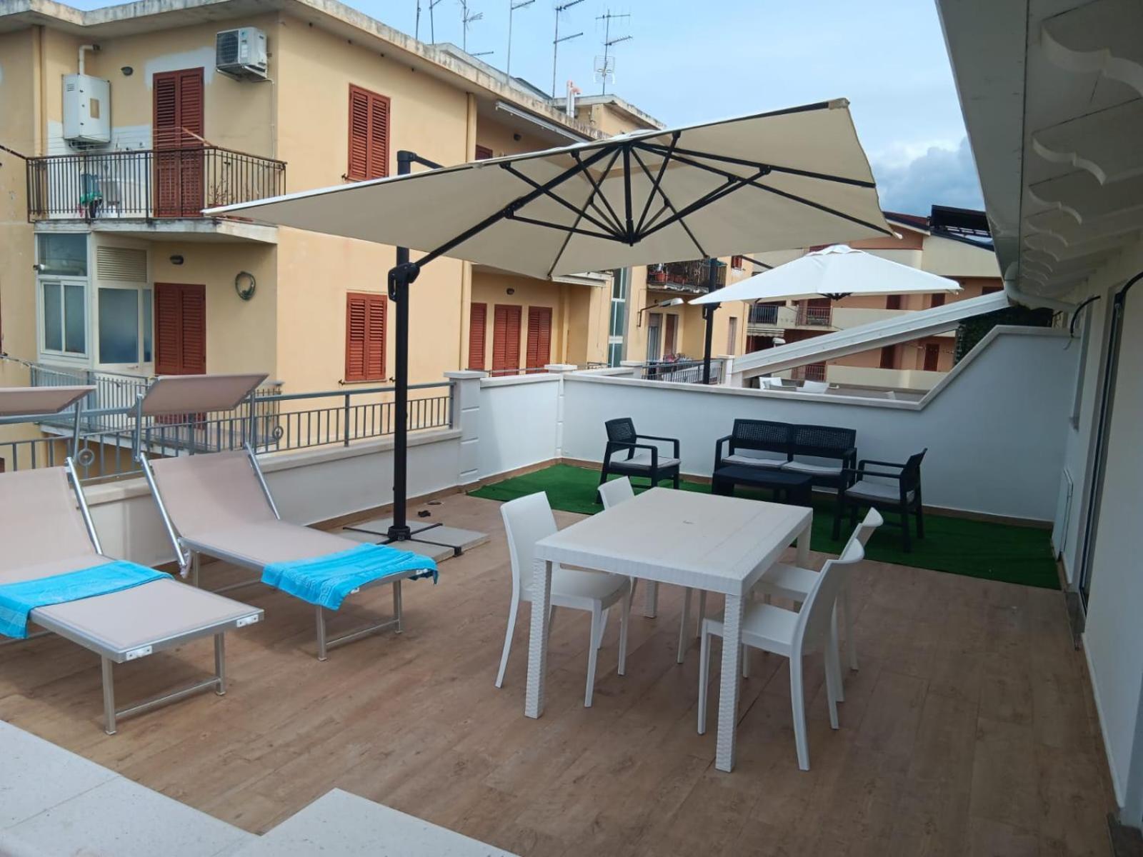 La Perla Amantea - Rooms & Apartaments Εξωτερικό φωτογραφία