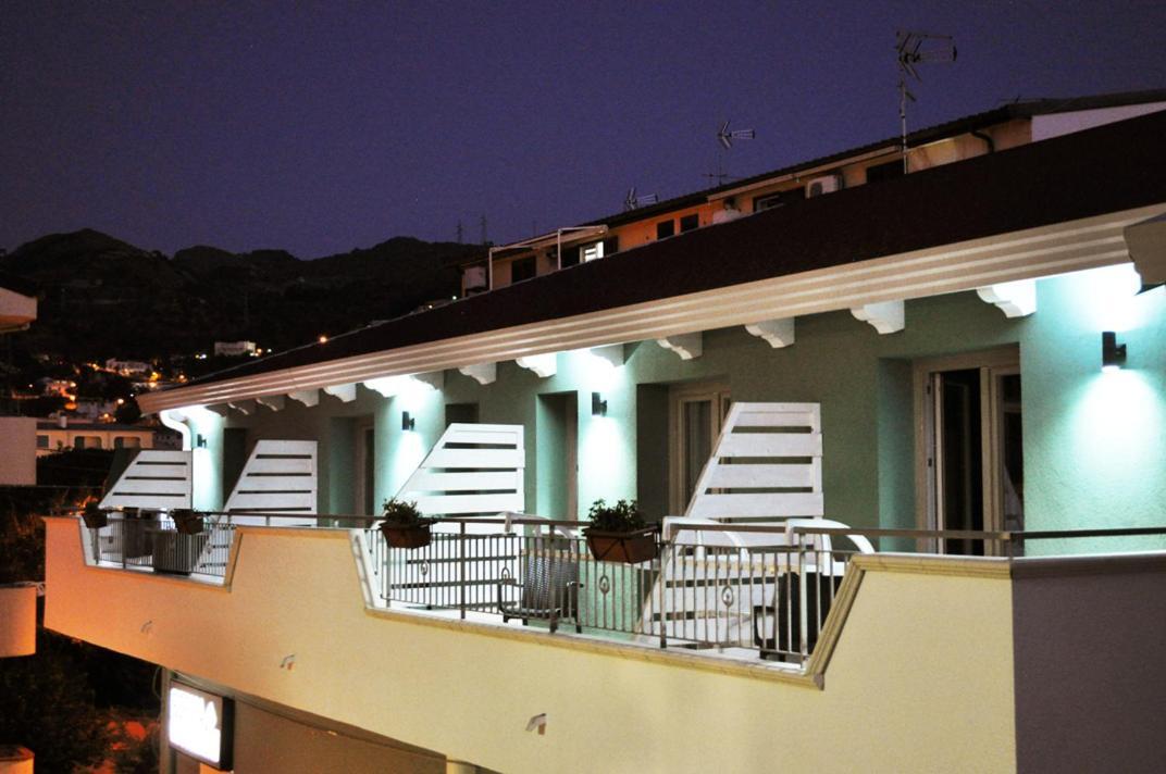 La Perla Amantea - Rooms & Apartaments Εξωτερικό φωτογραφία